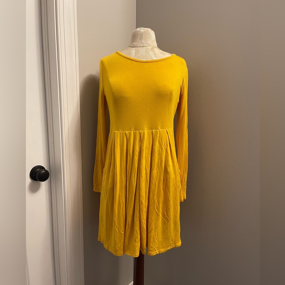 eloges Tunic top size Medium. Smoke free.